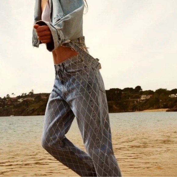 Zara Rhinestone Jeans - Picture 4 of 5